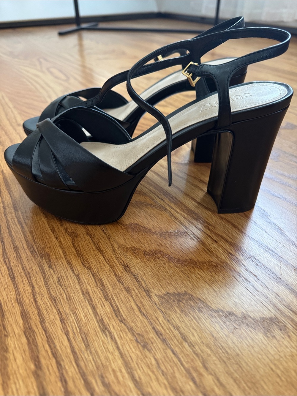 SCHUTZ Keefa platform sandal